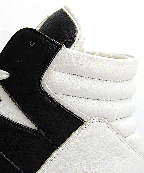 glabella(グラベラ)の「スターマークミッドカットスニーカー(スニーカー・メンズ・ホワイト/カーキ/ブラック・M/S/L)」の15枚目の写真