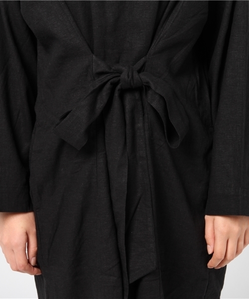 LBC（エルビーシー）の「リネンレーヨンフロントリボンワンピース                  （ワンピース・レディース・ブラック/ブルー/ブラウン・MEDIUM/LARGE）」の7枚目の写真