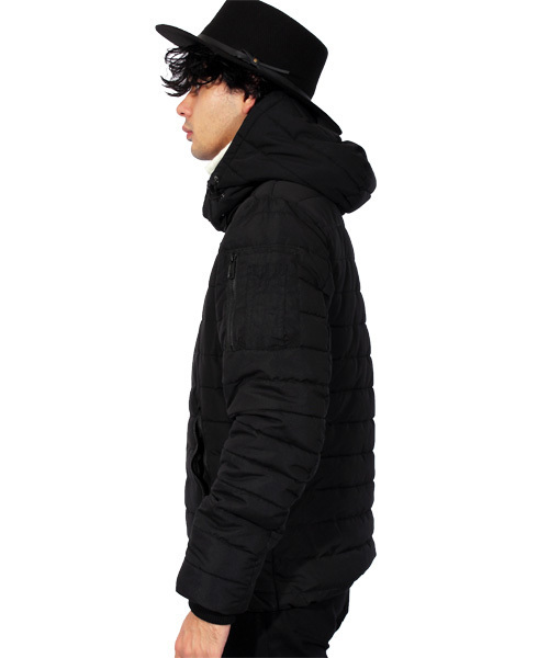 8(eight)(エイト)の「中綿 ジャケット ブルゾン フード付き (ダウンジャケット/コート・メンズ・ブラック/ベージュ/カーキ・MEDIUM/LARGE)」の7枚目の写真