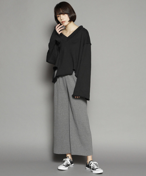 SY3（エスワイスリー）の「ウエストストレッチロング丈プリーツパンツ（その他パンツ・レディース・グレー/ブラック・FREE）」の4枚目の写真