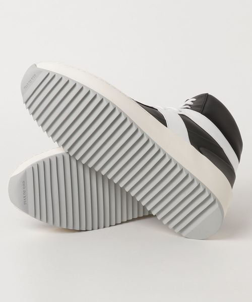 Fear of God Los Angeles(フィアーオブゴッドロサンゼルス)の「FEAR OF GOD (フィアー オブ ゴッド) FOG (エフオージー)シューズ(スニーカー・メンズ・ブラック・41/42/43/40)」の3枚目の写真