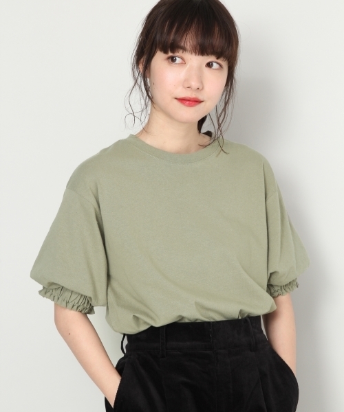LOWRYS FARM（ローリーズファーム）の「袖ボリュームTシャツ 804243（Tシャツ/カットソー・レディース・ブラック/オフホワイト/カーキ・LARGE/MEDIUM）」の3枚目の写真