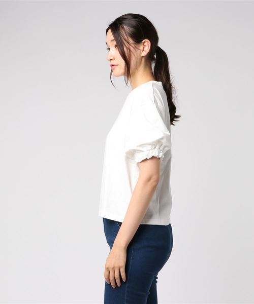 LOWRYS FARM（ローリーズファーム）の「袖ボリュームTシャツ 804243（Tシャツ/カットソー・レディース・ブラック/オフホワイト/カーキ・LARGE/MEDIUM）」の4枚目の写真