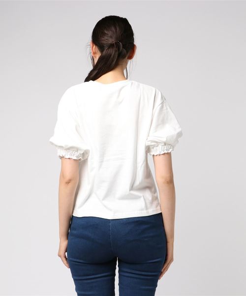 LOWRYS FARM（ローリーズファーム）の「袖ボリュームTシャツ 804243（Tシャツ/カットソー・レディース・ブラック/オフホワイト/カーキ・LARGE/MEDIUM）」の5枚目の写真