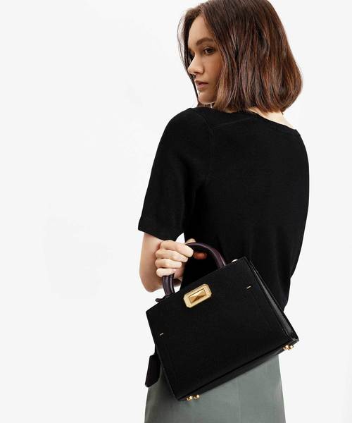 CHARLES & KEITH(チャールズ & キース)の「クラシックストラクチャーバッグ / CLASSIC STRUCTURED BAG(トートバッグ・レディース・ブラック/ライトピンク・S)」の3枚目の写真