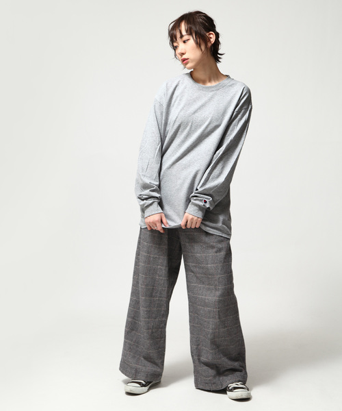 Champion(チャンピオン)の「【Champion】ロングスリーブTシャツ/ロンT(Tシャツ/カットソー・メンズ・ホワイト/ブラック/グレー/ネイビー・SMALL/MEDIUM/LARGE/X-LARGE)」の6枚目の写真