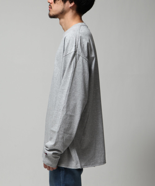 Champion(チャンピオン)の「【Champion】ロングスリーブTシャツ/ロンT(Tシャツ/カットソー・メンズ・ホワイト/ブラック/グレー/ネイビー・SMALL/MEDIUM/LARGE/X-LARGE)」の12枚目の写真