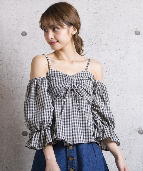 LUGG NAGG(ラグナグ)の「【Jewelobe/ ジュエローブ】 オフショルチェックトップス(その他トップス・レディース・ブラック/ネイビー/レッド/グリーン・FREE)」の2枚目の写真