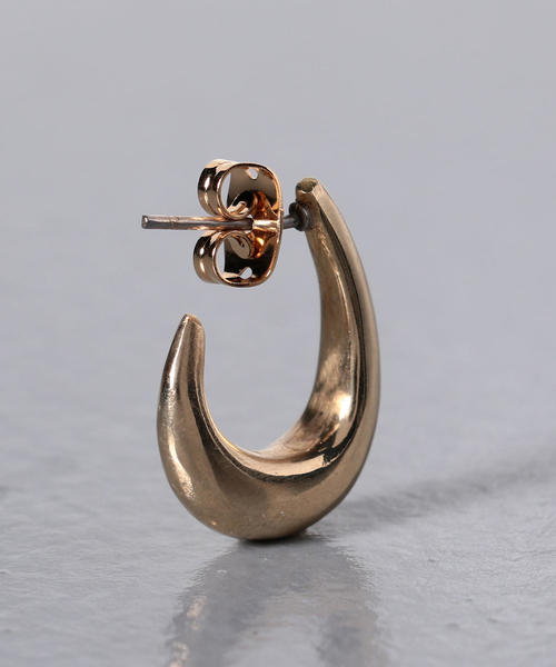 UNITED ARROWS(ユナイテッドアローズ)の「<SOKO(ソコ)>MEZI ミニフープ ピアス(ピアス(両耳用)・レディース・ゴールド・FREE)」の3枚目の写真