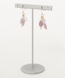 【tschuss(チュース)】マザーオブパール&チェコビーズのピアス