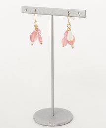 【tschuss(チュース)】マザーオブパール&チェコビーズのピアス