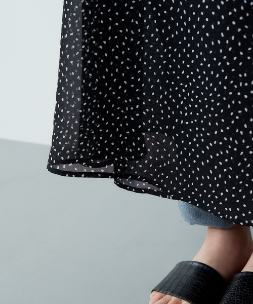 cepo(セポ)の「ドット柄シフォンキャミワンピース(ワンピース・レディース・ブラック系その他5/ホワイト系その他5/ブラウン系5・M)」の10枚目の写真