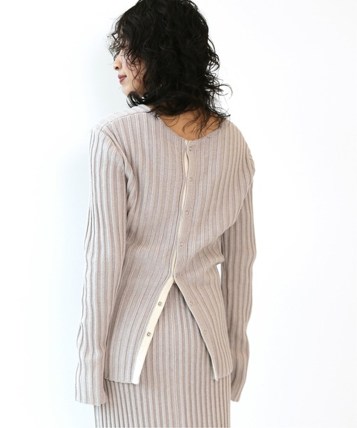 R JUBILEE(アールジュビリー)の「【R JUBILEE for CITYSHOP】Rib cross ニット(ニット/セーター・レディース・ベージュ・SMALL)」の9枚目の写真