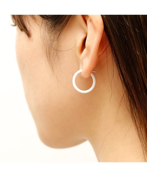 VIVIFY（ビビファイ）の「ピアス/フープ(L)/カラー（ピアス（片耳用）・メンズ・ブラック/レッド/グリーン/ブルー/パープル/ホワイト・FREE）」の12枚目の写真