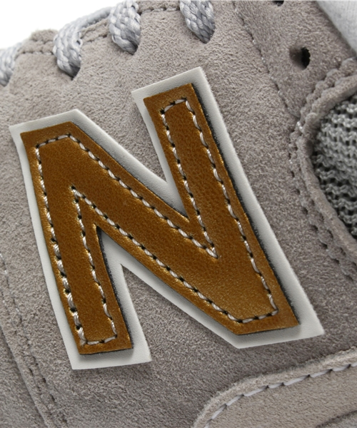 And A（アンドエー）の「WR996 (NEW BALANCE)（スニーカー・レディース・シルバー/ブロンズ・24.5cm/23.5cm）」の5枚目の写真