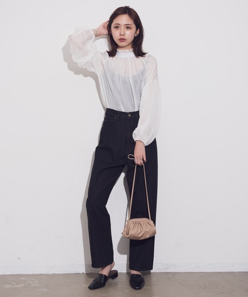 Aunt Marie's(アントマリーズ)の「AUNT MARIE'S ギャザーがま口ショルダーバッグ(ショルダーバッグ・レディース・ブラック/ベージュ・FREE)」の6枚目の写真