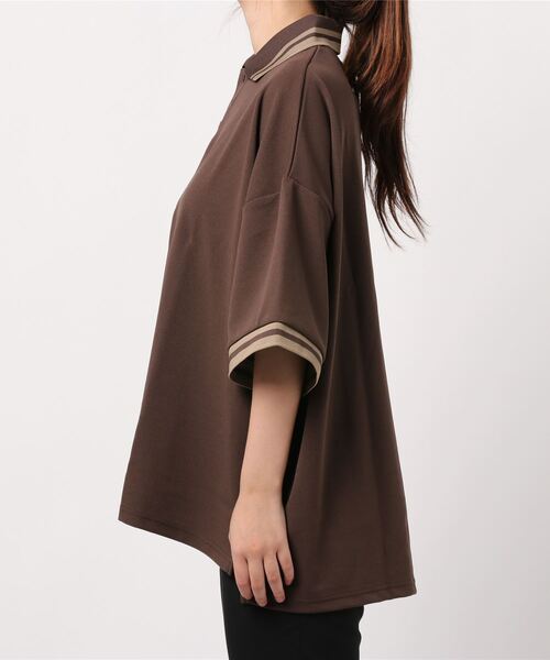 B.I.D.（ビーアイディー）の「梨地BIGポロシャツ（シャツ/ブラウス・レディース・ブラウン/チャコールグレー/ブラック/グレイッシュベージュ・FREE）」の13枚目の写真