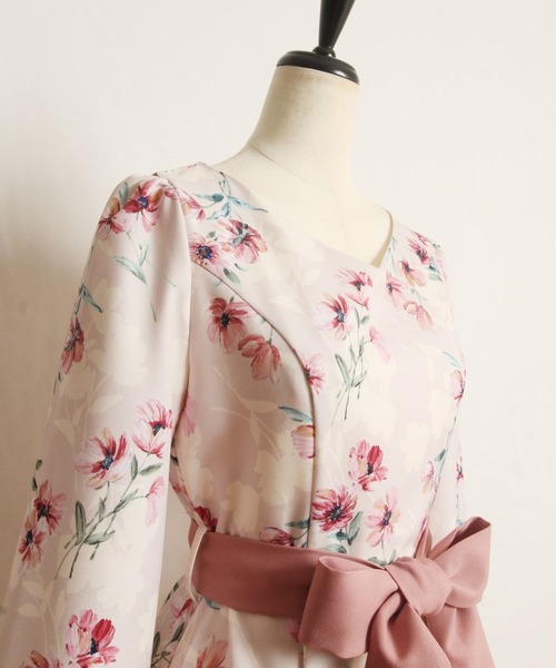 tocco closet（トッコ　クローゼット）の「ウエストりぼん付き配色フラワープリントワンピース（ワンピース・レディース・ピンク/ブルー・M）」の20枚目の写真