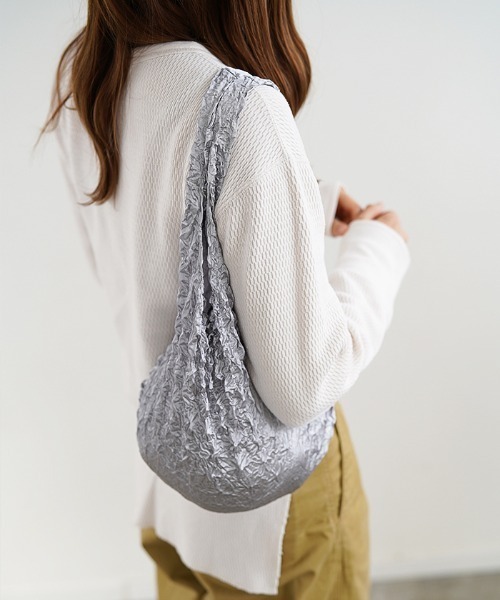 Futier land(フューティアランド)の「絞りエコバッグ(エコバッグ/サブバッグ・レディース・ブラック/ベージュ/グレー/カーキ/ブラック系その他・FREE)」の3枚目の写真