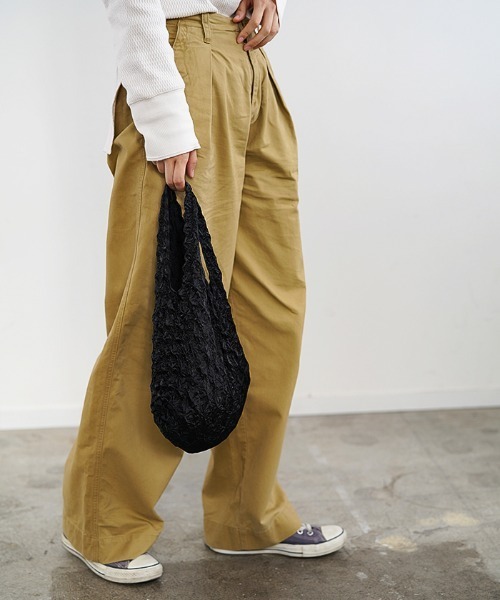 Futier land(フューティアランド)の「絞りエコバッグ(エコバッグ/サブバッグ・レディース・ブラック/ベージュ/グレー/カーキ/ブラック系その他・FREE)」の11枚目の写真