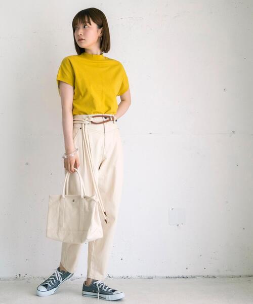 coen（コーエン）の「【WEB限定復刻】リピT・USAコットンハイネックTシャツ#（Tシャツ/カットソー・レディース・ダークブラウン/オリーブ/ブラウン系その他/ケリー/コバルトブルー/パープル/ホワイト/ダークグレー/ベージュ/マスタード/ライトブルー/ライラック/ブラック・FREE）」の19枚目の写真