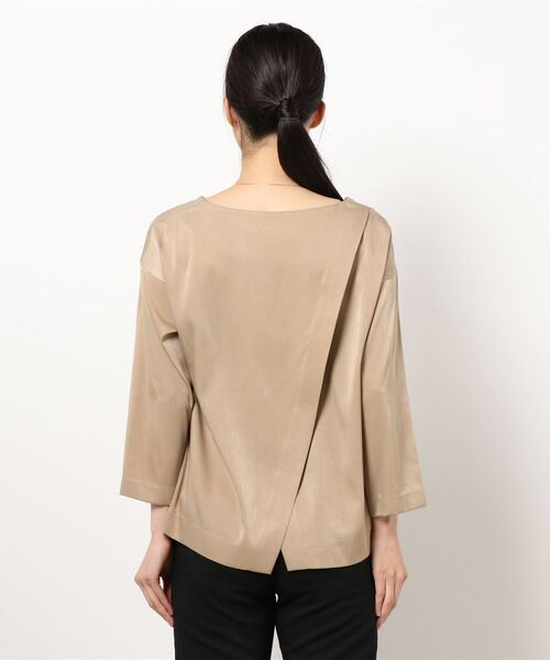 rollo ラウンジドレス ブラウス LOUNGEDRESS（ラウンジドレス）の「ネックレス付きブラウス