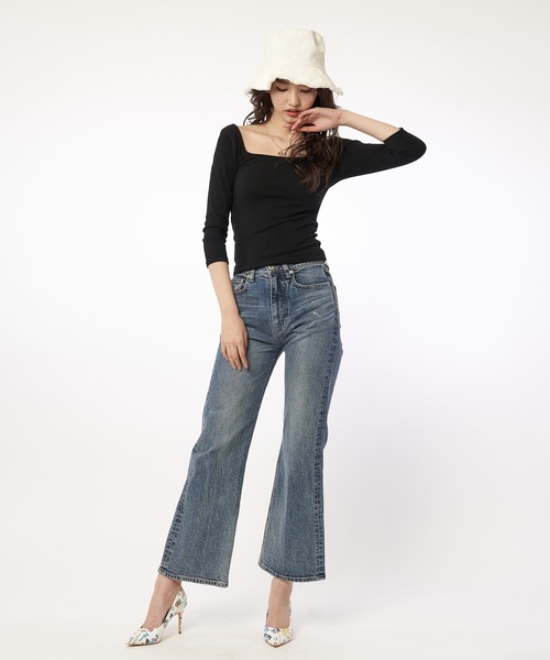 SPIRALGIRL(スパイラルガール)の「バックオープンリブトップス(Tシャツ/カットソー・レディース・ブラック/ベージュ/オフホワイト・FREE)」の5枚目の写真