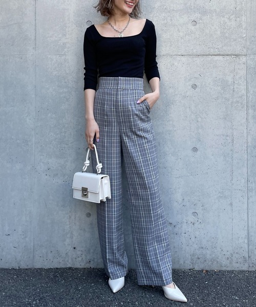 SPIRALGIRL(スパイラルガール)の「バックオープンリブトップス(Tシャツ/カットソー・レディース・ブラック/ベージュ/オフホワイト・FREE)」の14枚目の写真