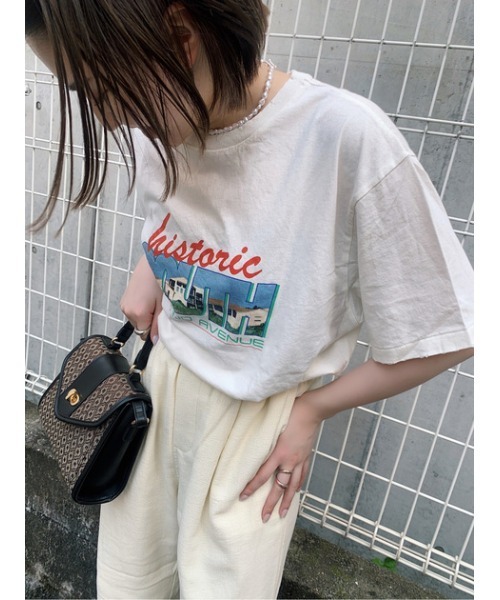 MOUSSY（マウジー）の「HISTORIC AVENUE Tシャツ（Tシャツ/カットソー・レディース・アイボリー/ライトブルー/ライトベージュ/ブラック・FREE）」の22枚目の写真