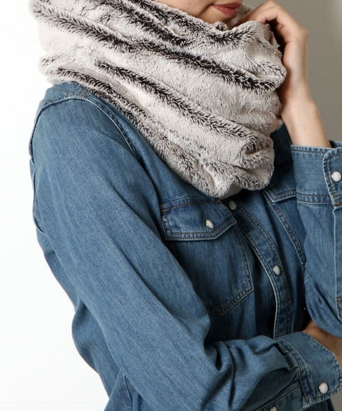 coen（コーエン）の「フェイクファースヌード（ストール/ショール・レディース・ホワイト/ブラック/その他1・フリー）」の9枚目の写真