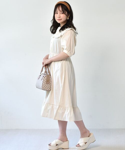 ems excite（エムズエキサイト）の「デカ襟レースワンピース（ワンピース・レディース・ライトブルー/アイボリー/ブラック系その他・FREE）」の4枚目の写真