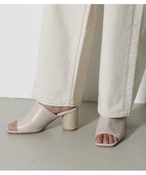 AZUL by moussy（アズールバイマウジー）の「JUTE ROUND HEEL SANDALS（サンダル・レディース・ブラック/オレンジ/アイボリー・LARGE/SMALL/MEDIUM）」の11枚目の写真