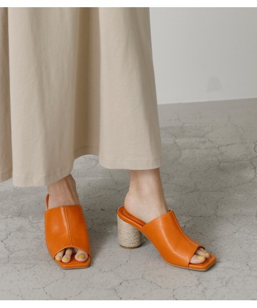 AZUL by moussy（アズールバイマウジー）の「JUTE ROUND HEEL SANDALS（サンダル・レディース・ブラック/オレンジ/アイボリー・LARGE/SMALL/MEDIUM）」の6枚目の写真