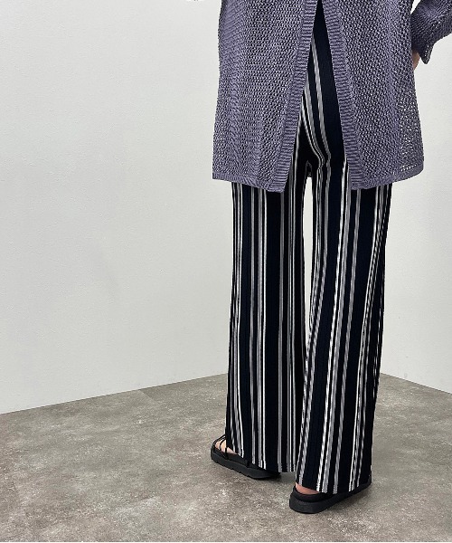 apres jour mignon（アプレジュールミニョン）の「マルチストライプニットパンツ【ZOZOTOWN限定アイテム】（その他パンツ・レディース・ブラック系その他/グリーン系その他3/アイボリー/ブルー系その他・SMALL/X-LARGE/MEDIUM）」の9枚目の写真