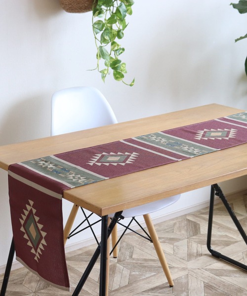 ネイティブ キリム柄 リネンテーブルランナー（ランチョンマット