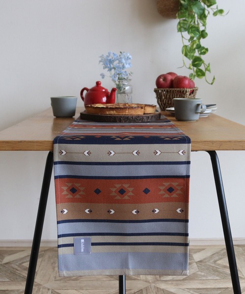 ネイティブ キリム柄 リネンテーブルランナー（ランチョンマット