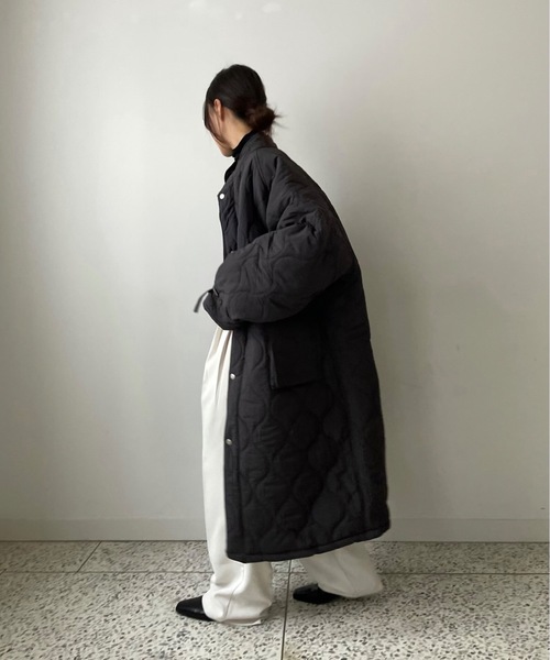 Didot.showroom（ディドット ショールーム）の「quilting long padding / スタンドカラーロングキルティングコート（ダウンジャケット/コート・レディース・ブラック/カーキ/アイボリー・FREE）」の13枚目の写真