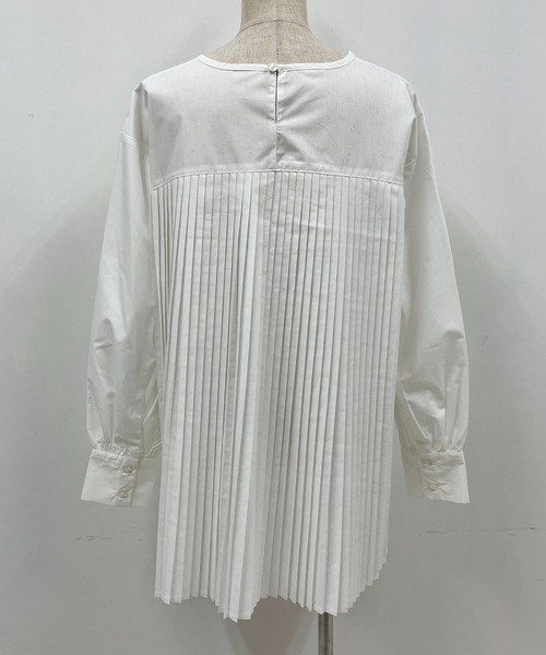 PICCIN（ピッチン）の「ニットベスト付き後ろプリーツブラウス（シャツ/ブラウス・レディース・ブラック/ベージュ/黄緑系・M）」の15枚目の写真