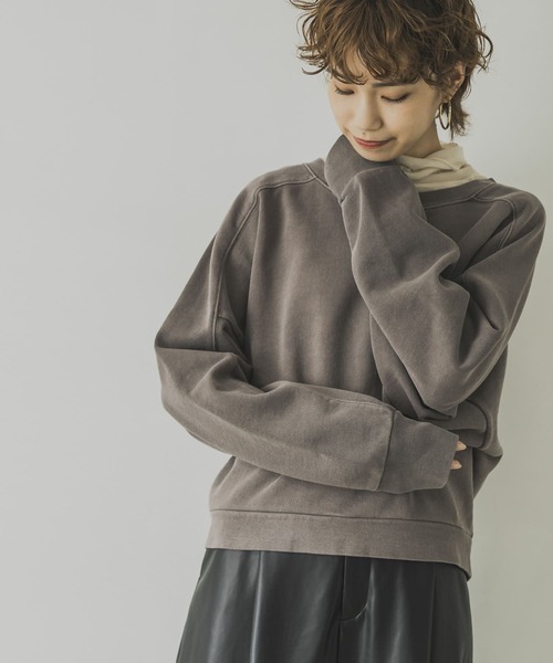 URBAN RESEARCH（アーバンリサーチ）の「製品染めボリュームスリーブプルオーバー（Tシャツ/カットソー・レディース・オフホワイト/ブラウン/グリーン・FREE）」の19枚目の写真