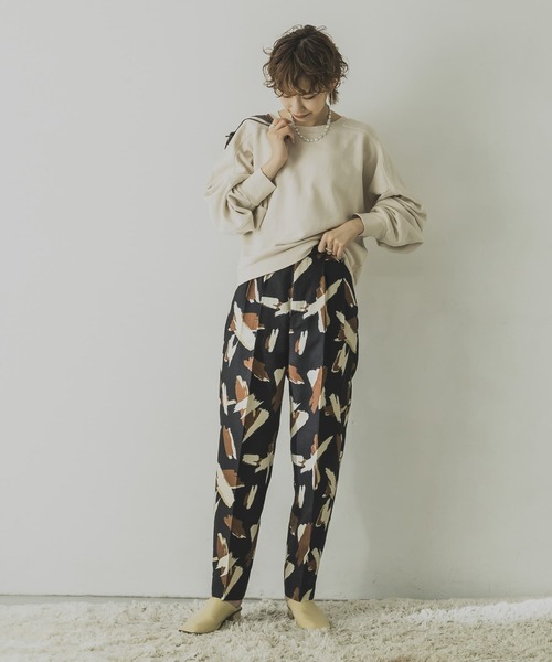 URBAN RESEARCH（アーバンリサーチ）の「製品染めボリュームスリーブプルオーバー（Tシャツ/カットソー・レディース・オフホワイト/ブラウン/グリーン・FREE）」の14枚目の写真