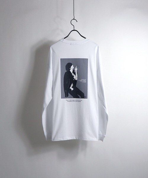 Confirm(コンファーム)の「Confirm / コンファーム ピアス / ライダースボーイ ビッグプリントロンT(Tシャツ/カットソー・メンズ・ブルー/ホワイト/ホワイト系その他/ブラック系その他/サックスブルー/ブラック・L/M)」の3枚目の写真