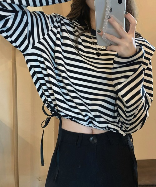 me+em select（ミームセレクト）の「ドロストサイドリボンボーダートップス【数量限定販売】（Tシャツ/カットソー・レディース・ブラック/ブラウン/グリーン・FREE）」の4枚目の写真