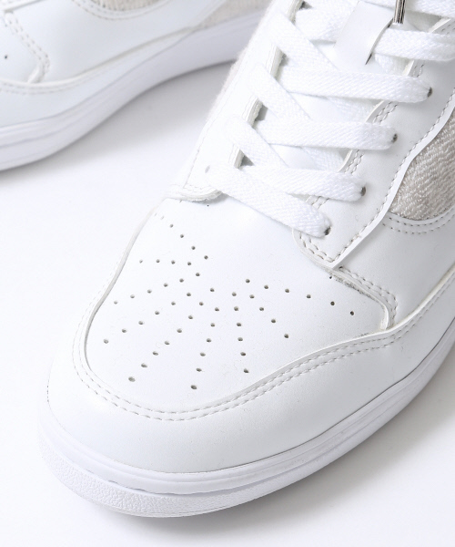 ABAHOUSE（アバハウス）の「レザーハイカットスニーカー（スニーカー・メンズ・ホワイト/イエロー・42/44/40）」の3枚目の写真