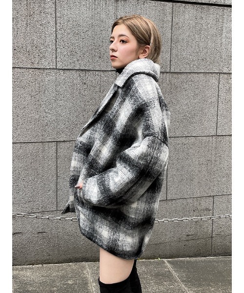 ENVYM(アンビー)の「タックスリーブコクーンCT(その他アウター・レディース・ブラック/ベージュ・FREE)」の9枚目の写真