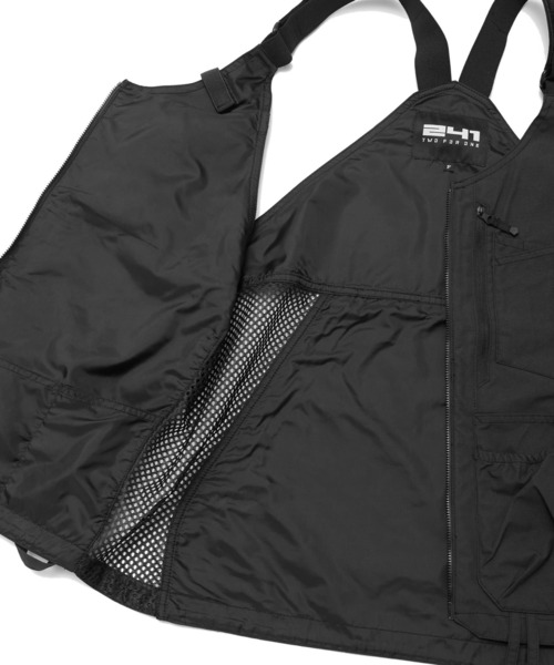 241 AREA241-VEST 　MB1154 JACK & MARIE（ジャックアンドマリー）の「AREA241 ベスト MB1154