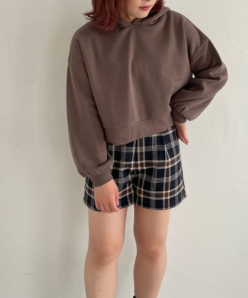 MAJESTIC LEGON(マジェスティックレゴン)の「裏起毛ショートフーディ(パーカー・レディース・アイボリー/モカ/ピンクベージュ/チャコールグレー/グレー・MEDIUM)」の4枚目の写真