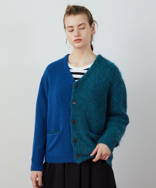 FRAPBOIS(フラボア)の「バイカーデ(カーディガン/ボレロ・レディース・ターコイズブルー/グレー・2/1)」の2枚目の写真