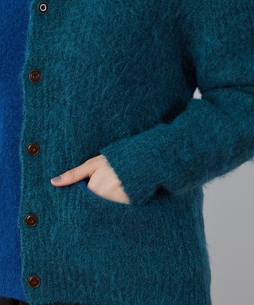 FRAPBOIS(フラボア)の「バイカーデ(カーディガン/ボレロ・レディース・ターコイズブルー/グレー・2/1)」の14枚目の写真