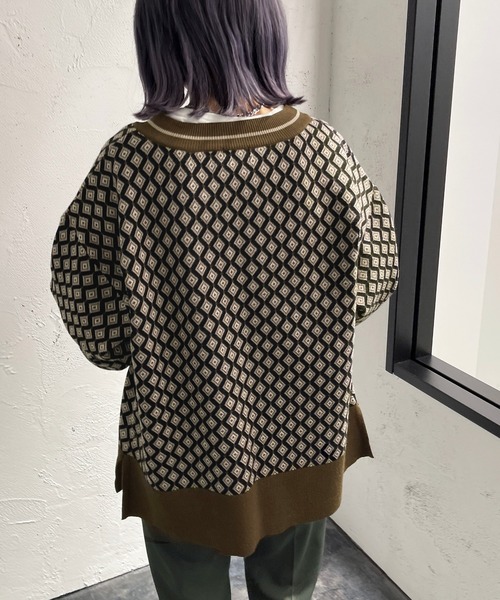 apres jour mignon（アプレジュールミニョン）の「ジャガードニットトップス【ZOZOTOWN限定アイテム】（ニット/セーター・レディース・ブラウン系その他/ダークブルー/ブラック系その他・フリー/X-LARGE）」の9枚目の写真