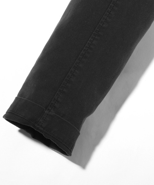 Levi's(リーバイス)の「XX RELAXED TAPER II MINERAL BLACK S TWILL GD(チノパンツ・メンズ・ブラック・W28 L32/W29 L32/W30 L32/W31 L32/W32 L32/W33 L32/W34 L32/W36 L32)」の16枚目の写真